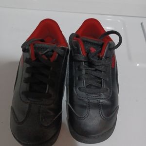Puma sneakers for toddlers, black, size 8C(US)